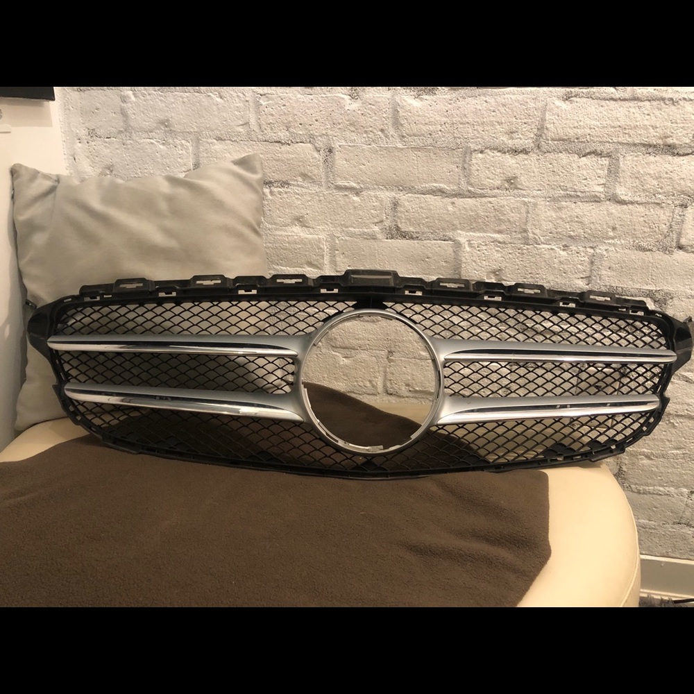 W205 2015-2020 Mercedes Benz C class front grill